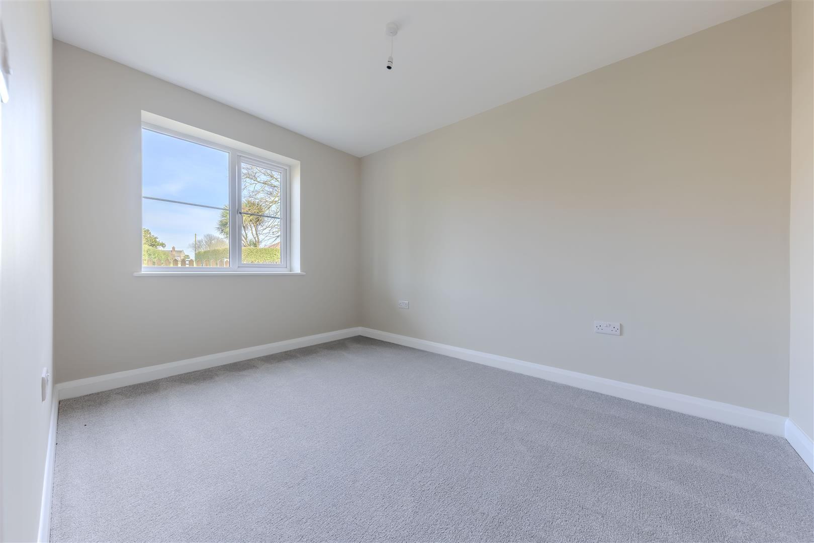 Property Image 35671293-185e-45b9-84ba-b4677b50bf3b