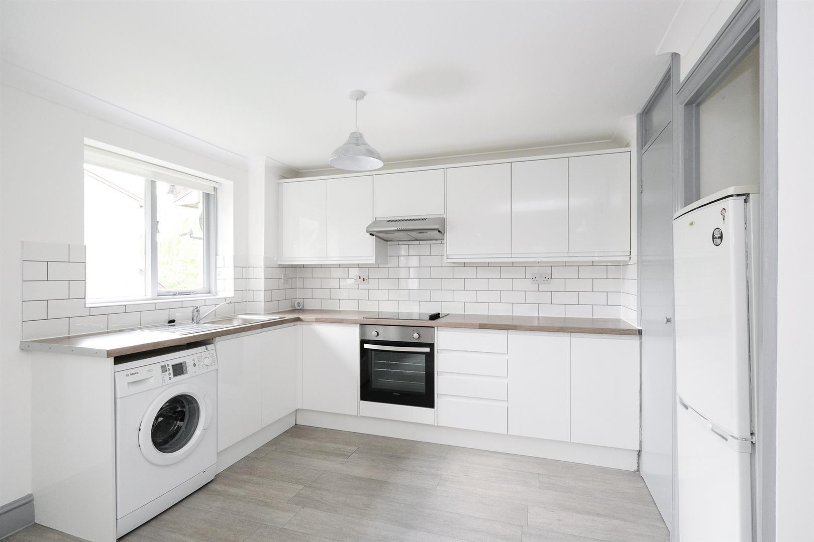 Property Image 359653ae-63af-4bb3-9df6-721b91ada056