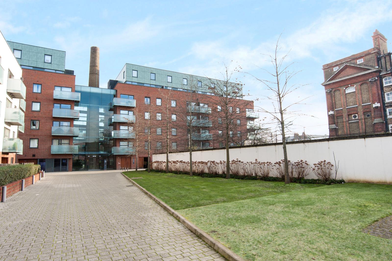 Property Image 359eb81a-5a6a-48c1-a8ec-36a8c874c8c3