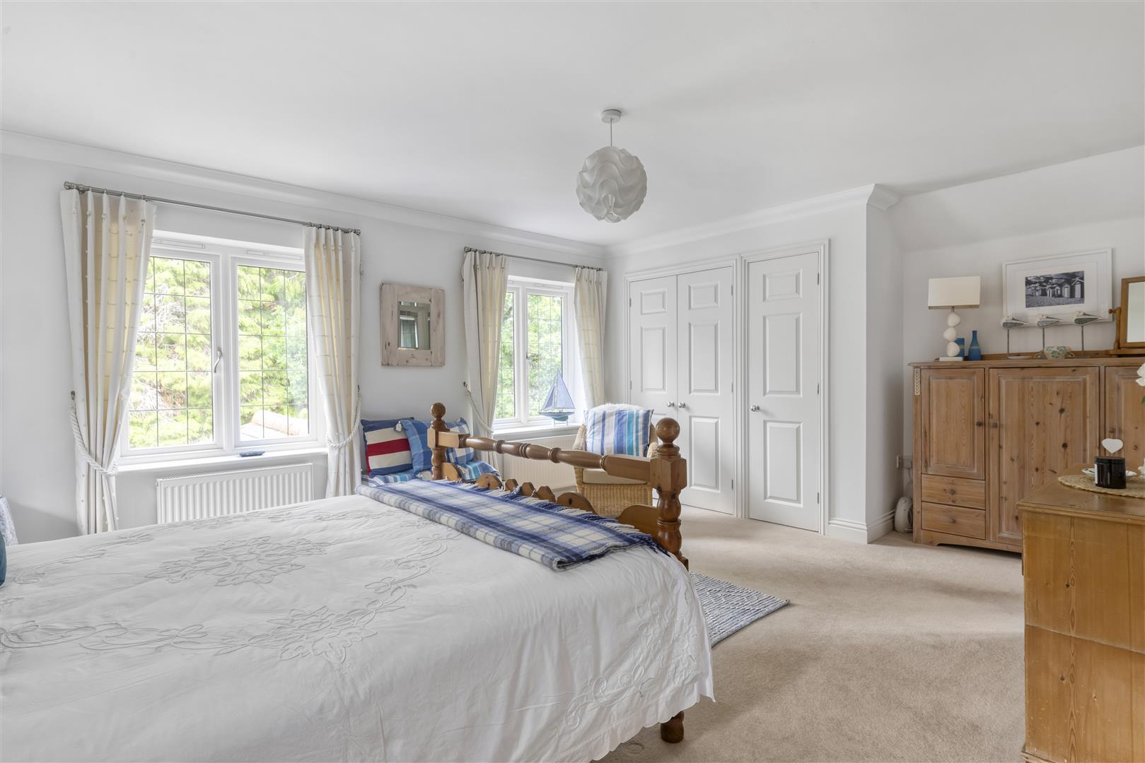 Property Image 35a15c5b-fe06-4df7-8eaf-63c60299d281
