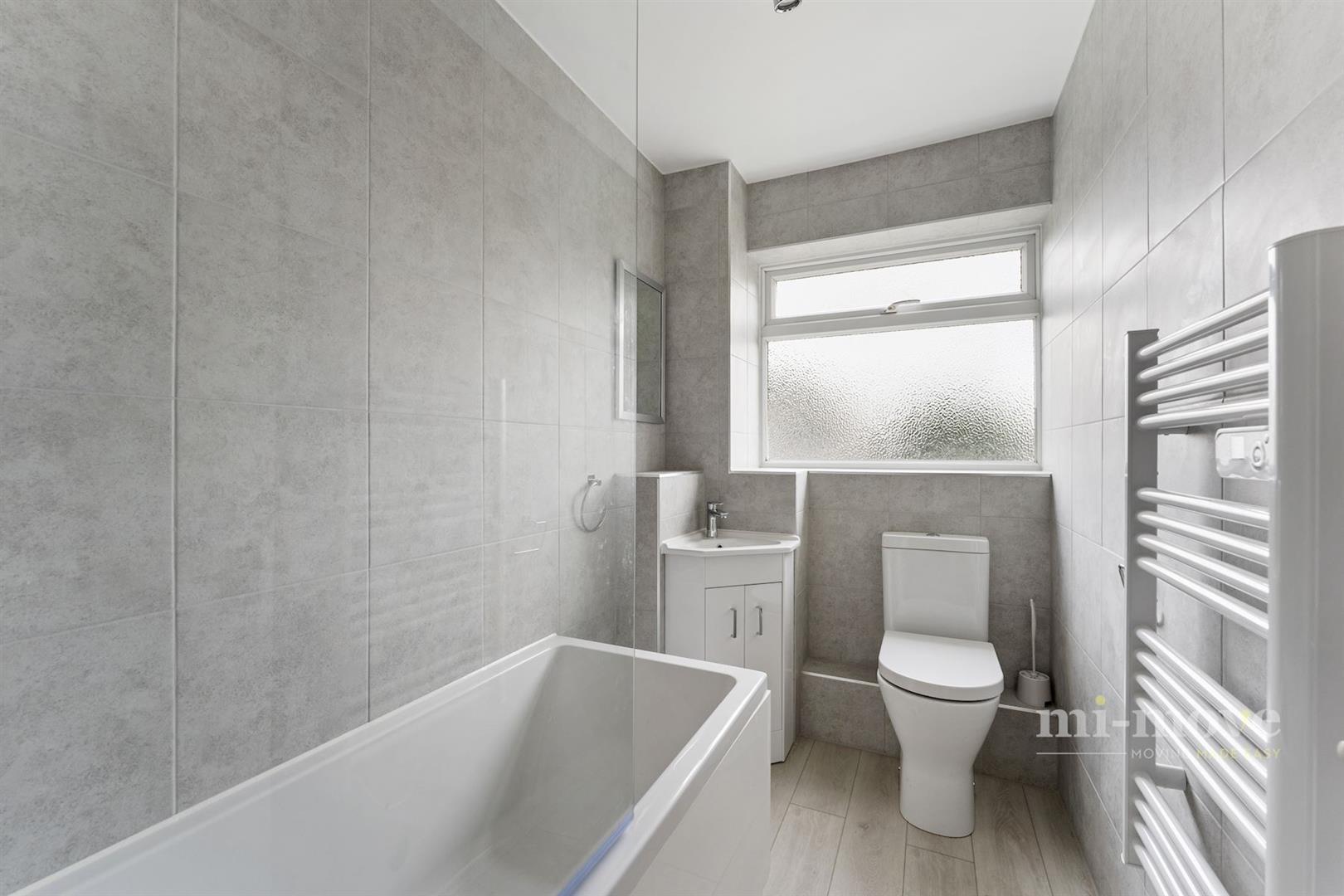 Property Image 35a22708-f095-4ced-9264-52dcc53dd5a8