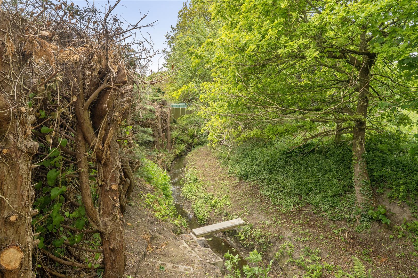 Property Image 35a4748b-1d4c-4124-8a8a-d36d0103c6f6