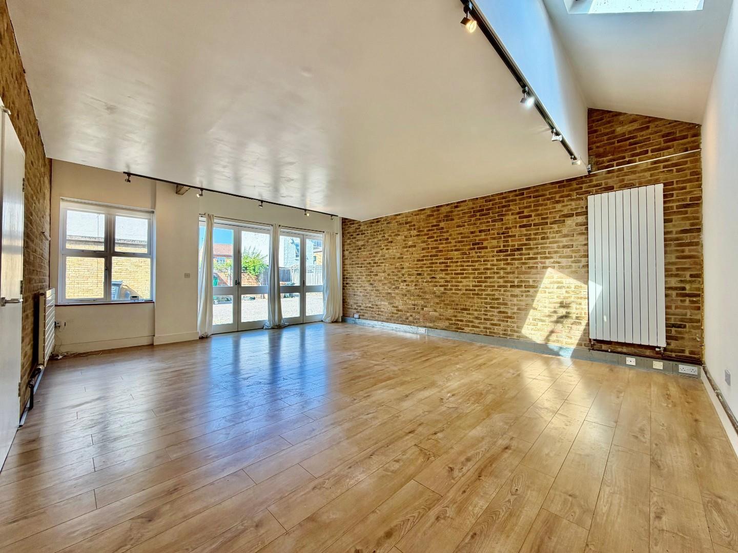 Property Image 35a623ed-3e5c-44f3-93ca-a2debd13fe19