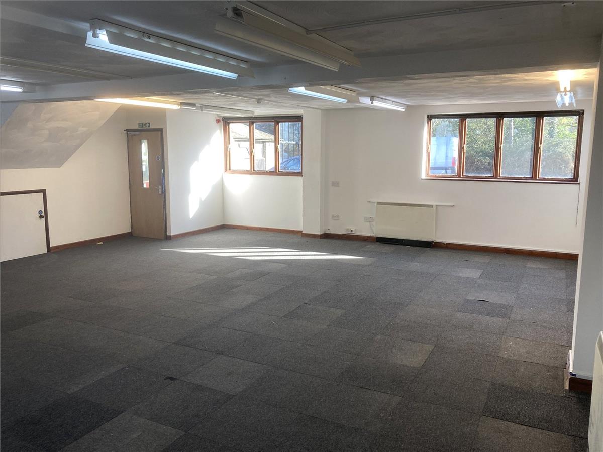 Property Image 35aa174e-07db-4129-9d5f-34d209bb20a1