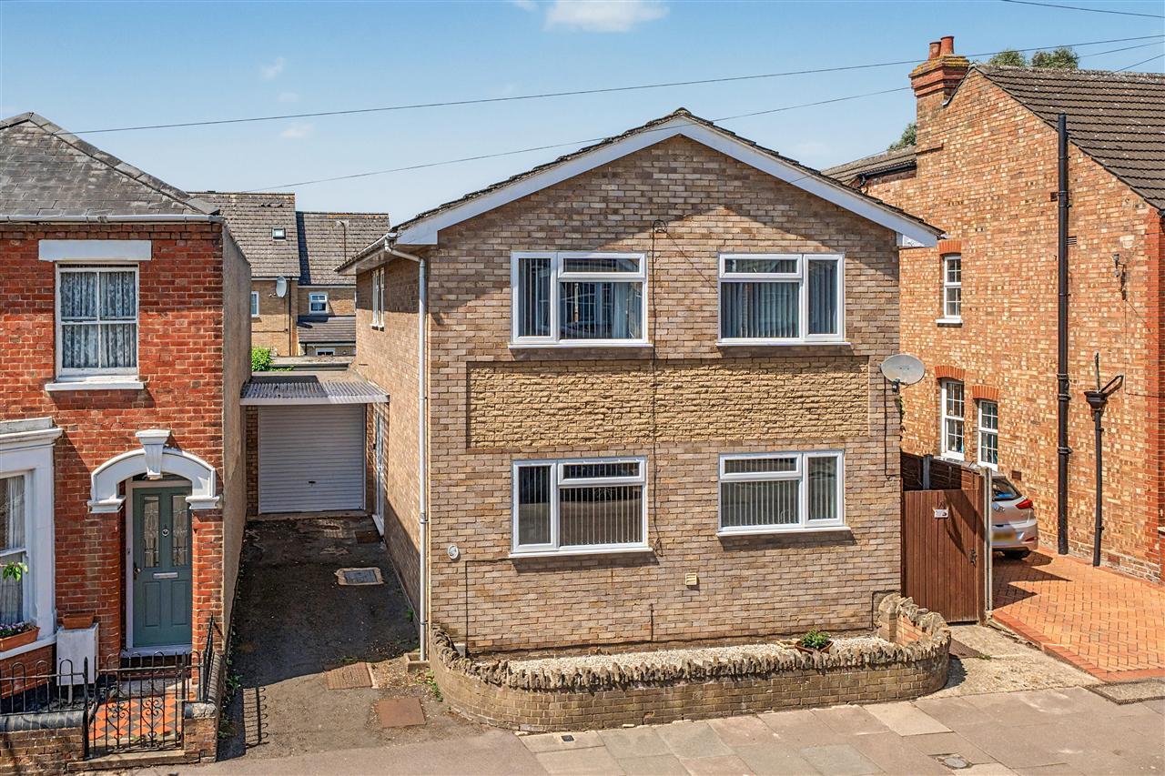 Property Image 35abf7b4-c7cb-40d7-9470-41a558e9657a