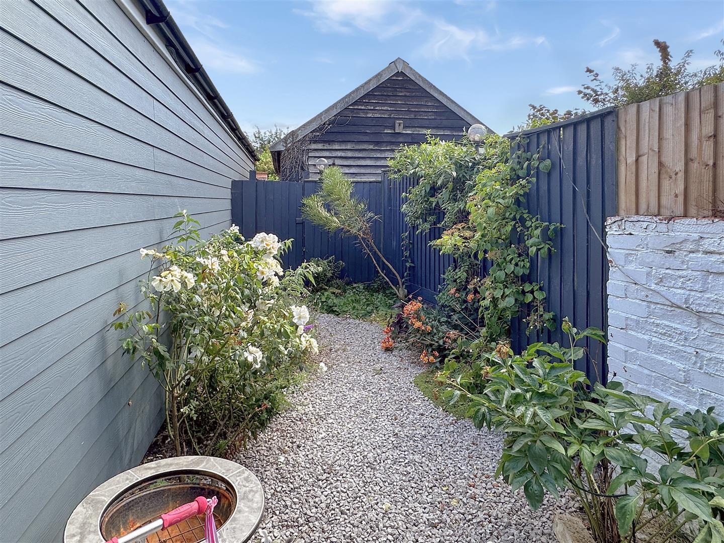 Property Image 35b4bcb6-f0ac-481e-ac00-dc5082965ff2