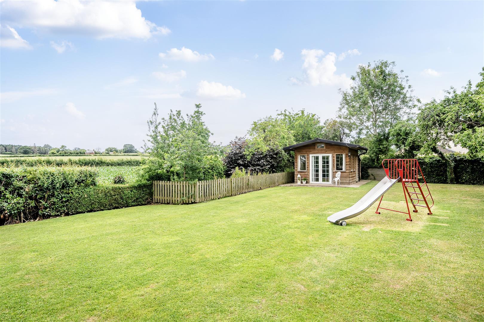 Property Image 35cadf63-03db-405f-8516-f2ba4224638a