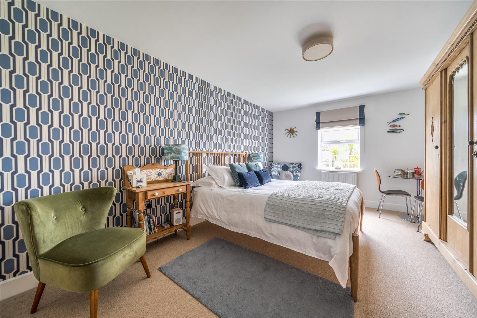 Property Image 35ccbfee-a39a-4903-8aab-f6ed0f890c75