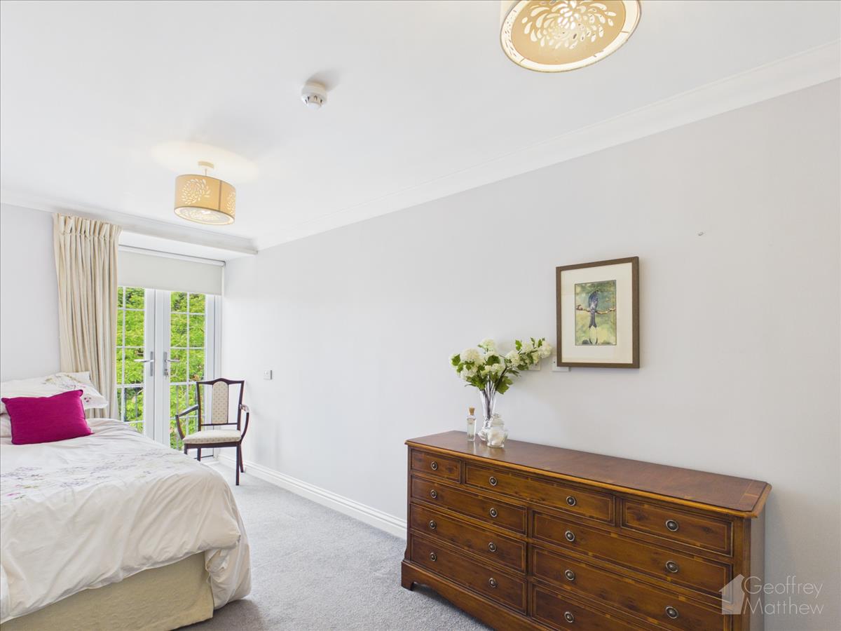Property Image 35ce1d3c-f382-4cdf-8917-fd56f8363bb9