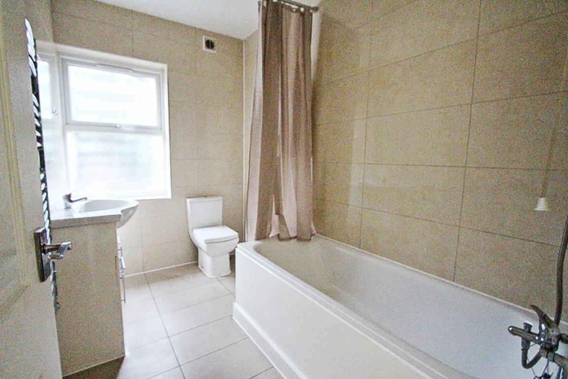 Property Image 35d186a1-c2dd-49fc-a9c4-703e5c92aba9