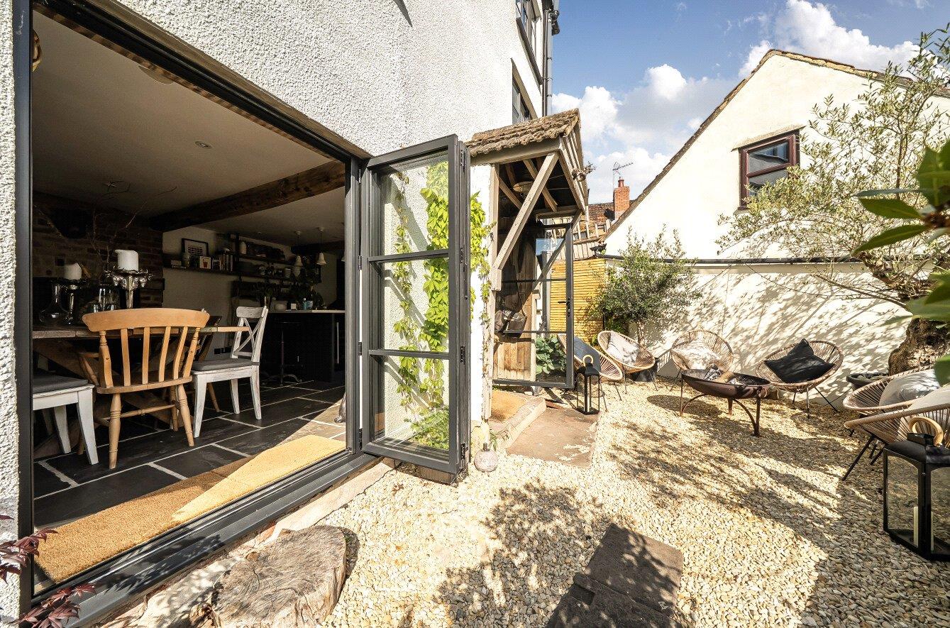 Property Image 35d5ae27-97c1-411f-a117-81391b00ffe0