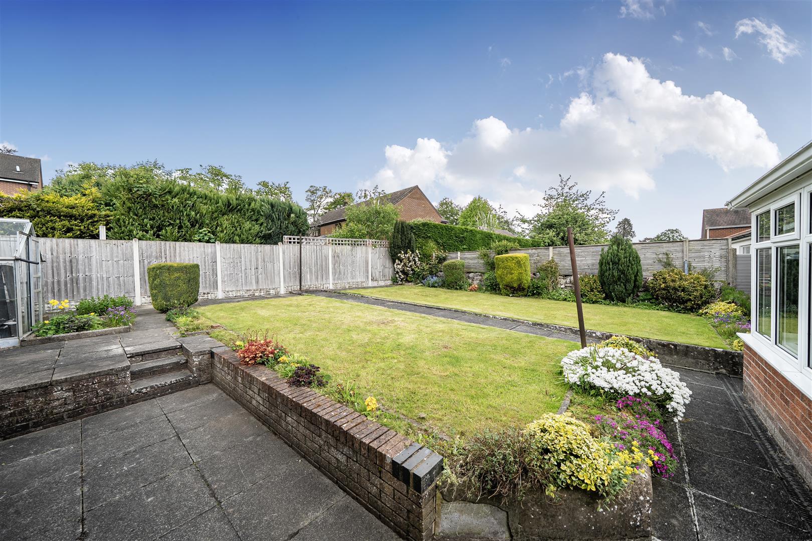 Property Image 35d602ad-396a-435c-8b3b-8dfe95878f69