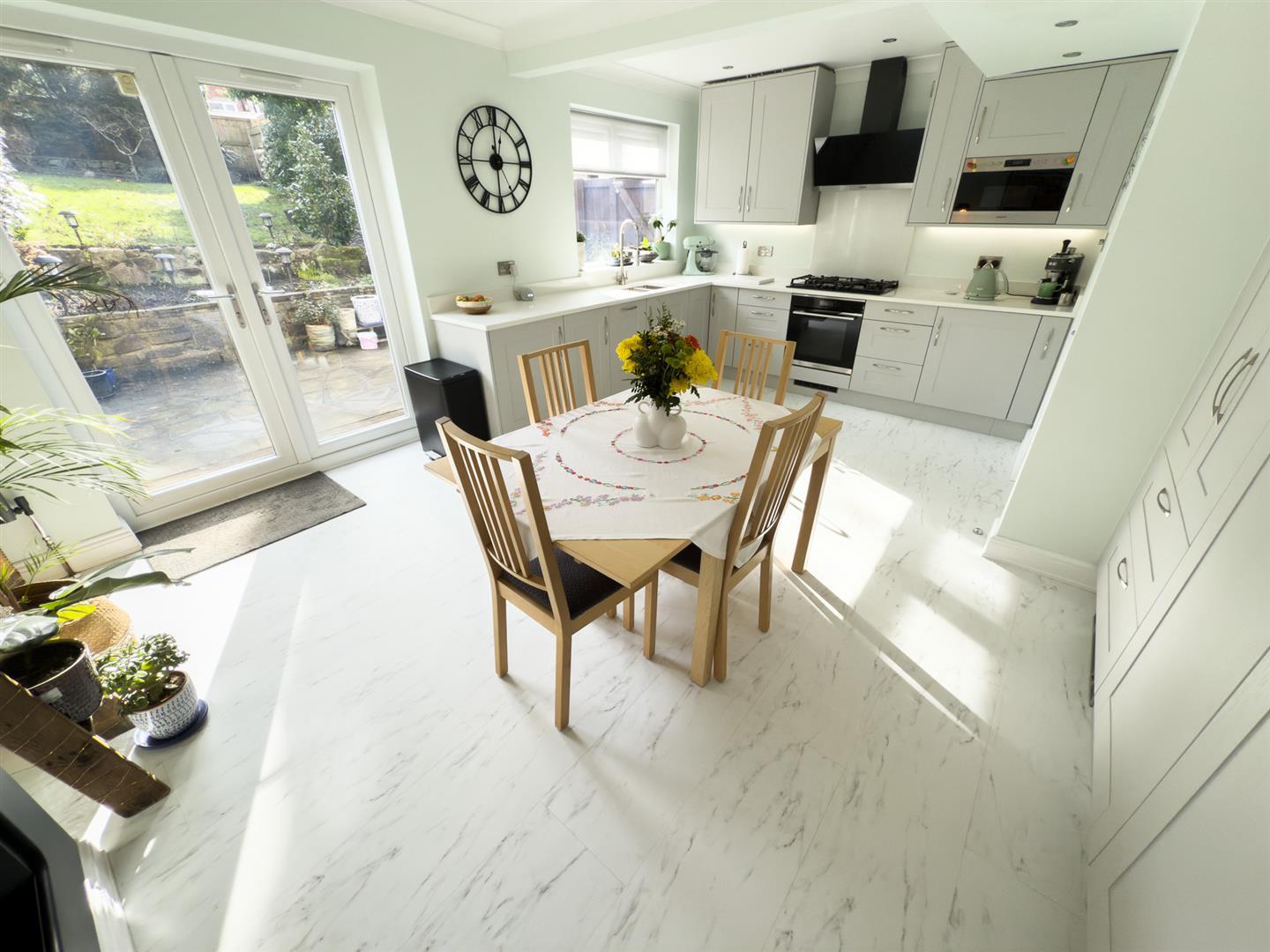 Property Image 35df068c-9556-4e03-bd83-f52d55509d66