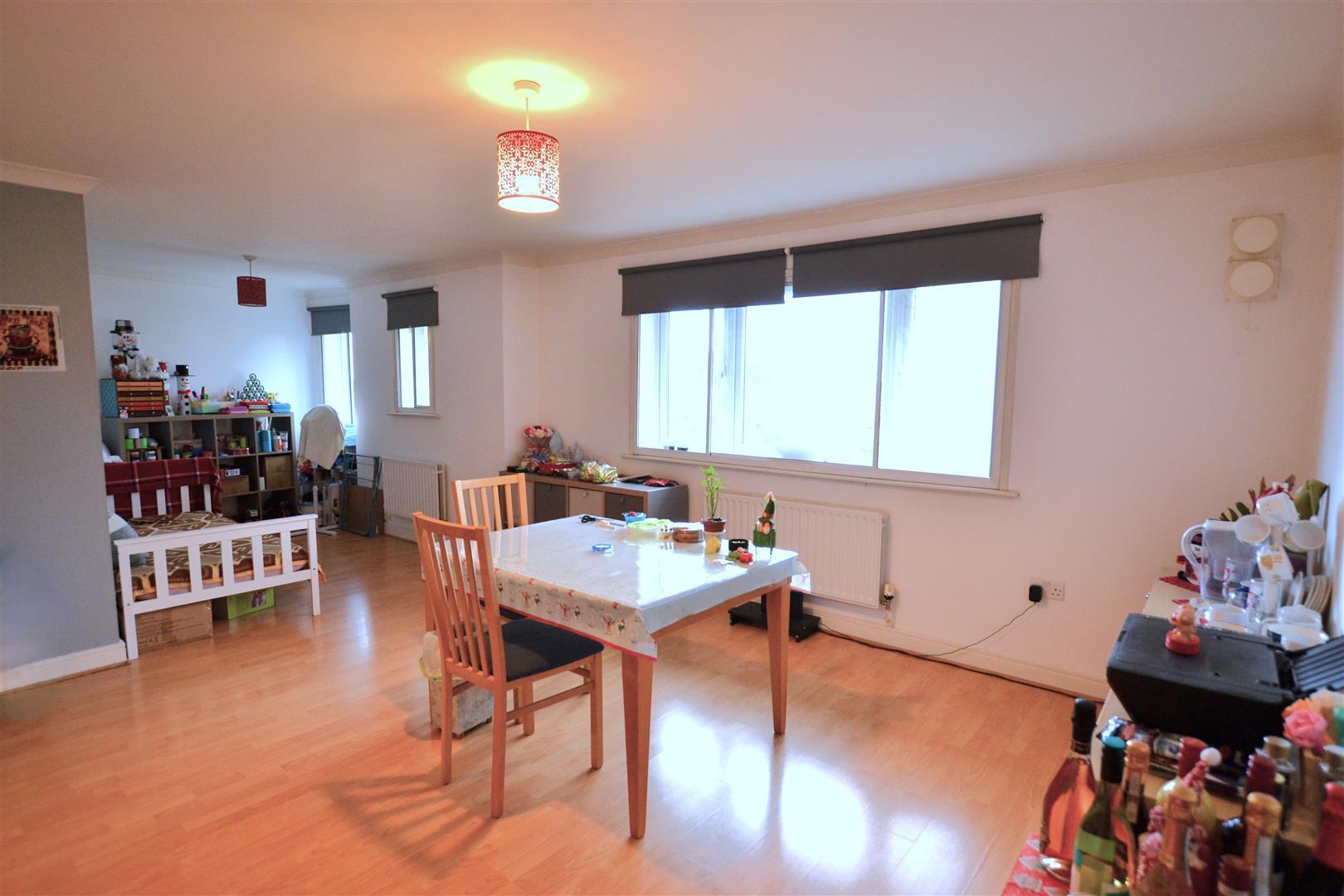 Property Image 35e005e3-a38e-4b70-b0be-51b5b2a6930f
