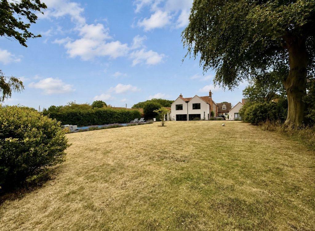 Property Image 35e0b188-c804-4c35-8993-a3d4fc97ddea