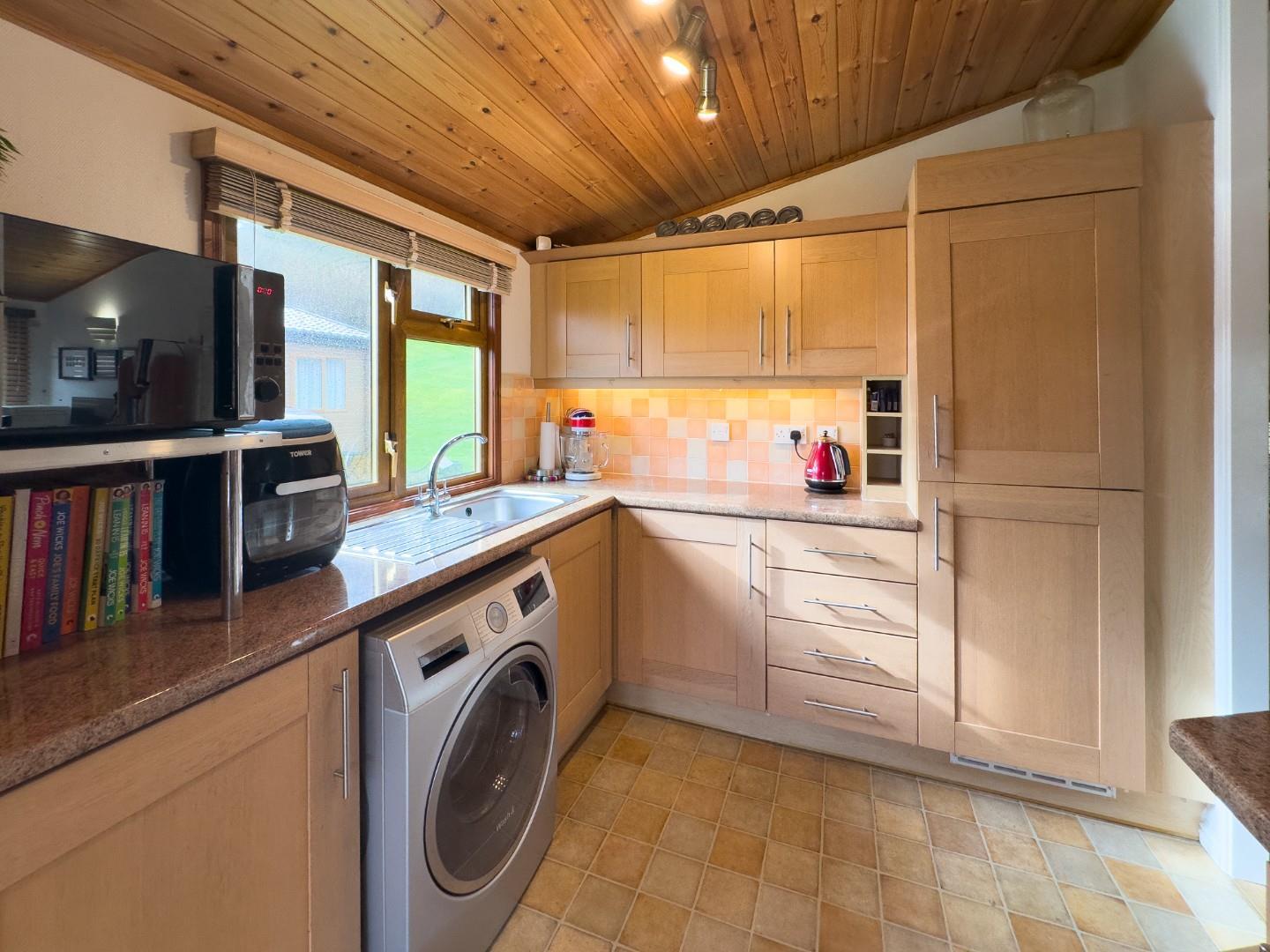 Property Image 35e0f755-61f0-4167-8839-7081e5a2bc86