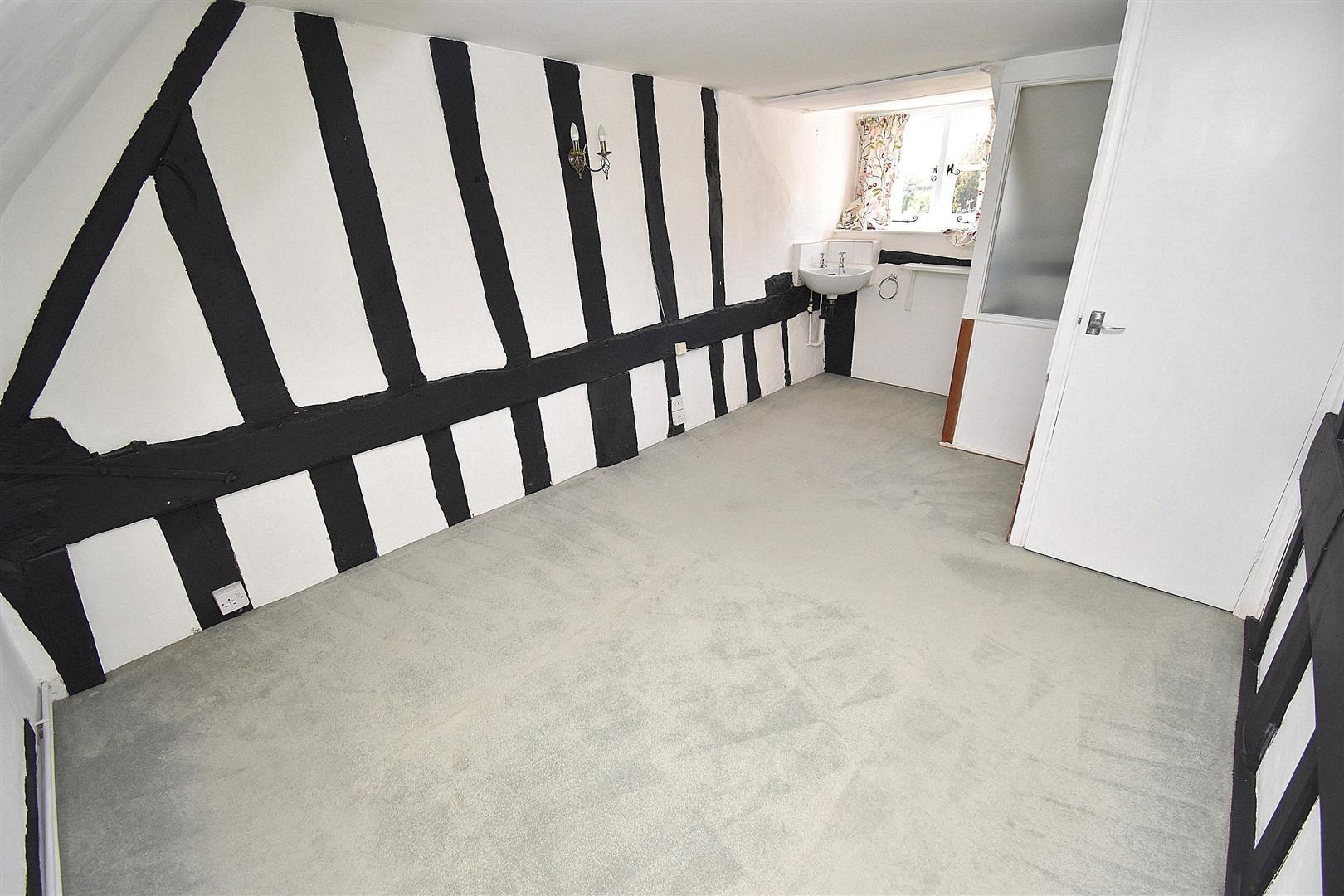 Property Image 35e388a7-4c83-4aec-8645-65dc64e9968c