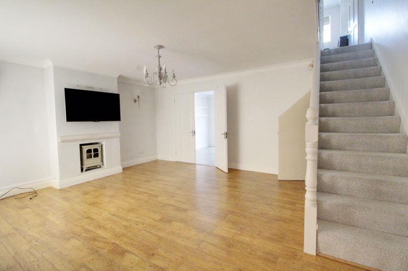 Property Image 35e61ef1-8415-4710-afe4-250d078a9e65