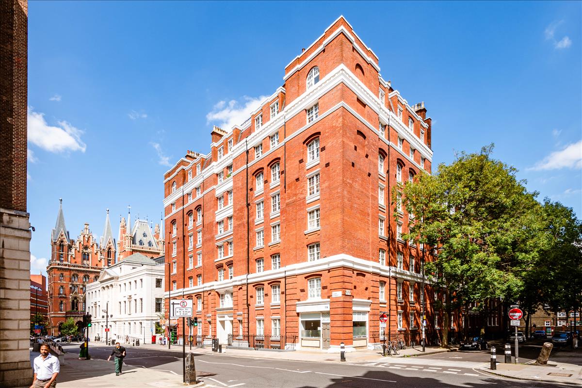 Property Image 35e79543-8f7a-4f13-8857-8d5000028c3d