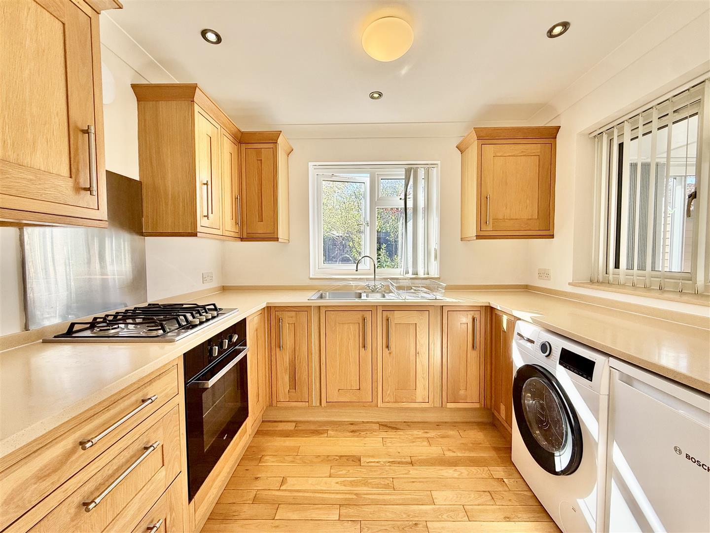 Property Image 35ed8755-717e-4f37-ad70-2eb709d46cd3