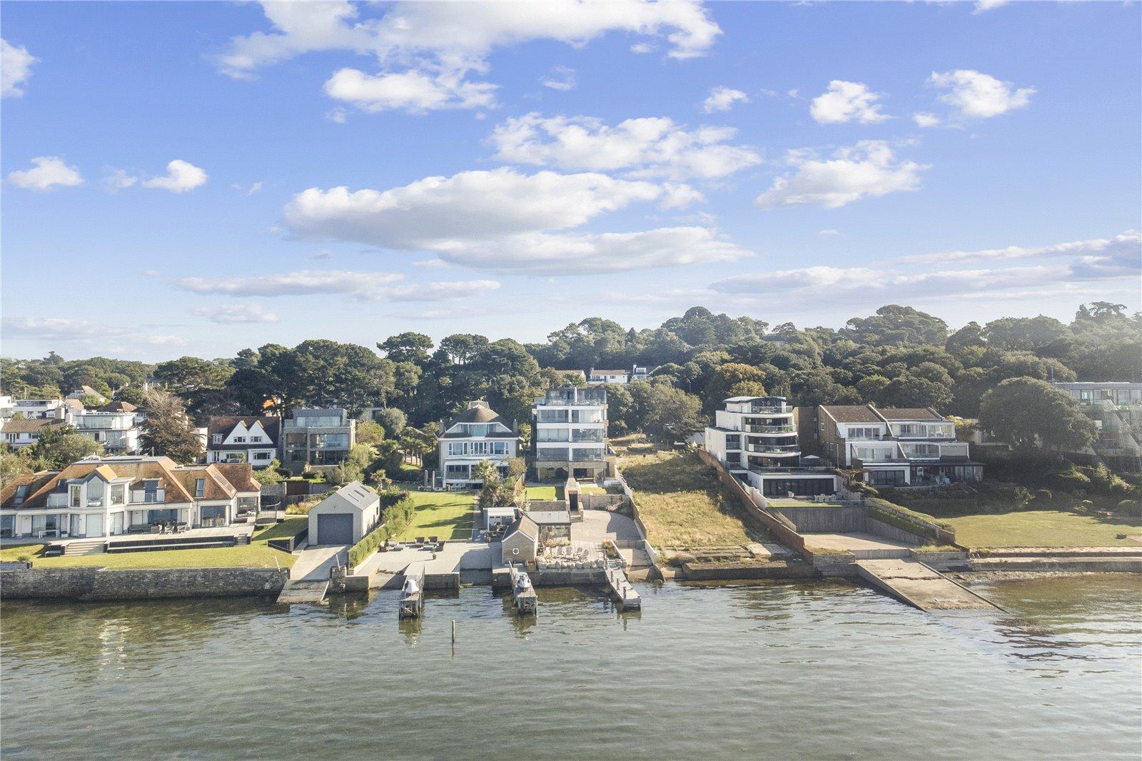 Property Image 35f16cd6-9be3-432f-8df0-44154091496f