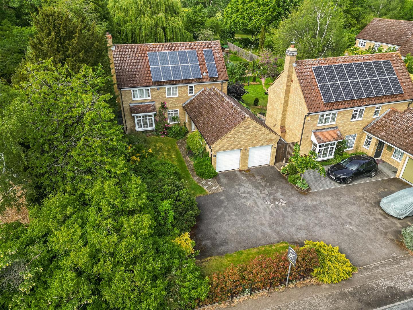 Property Image 35f69236-9f0c-4c72-91a1-73c8b5b18918