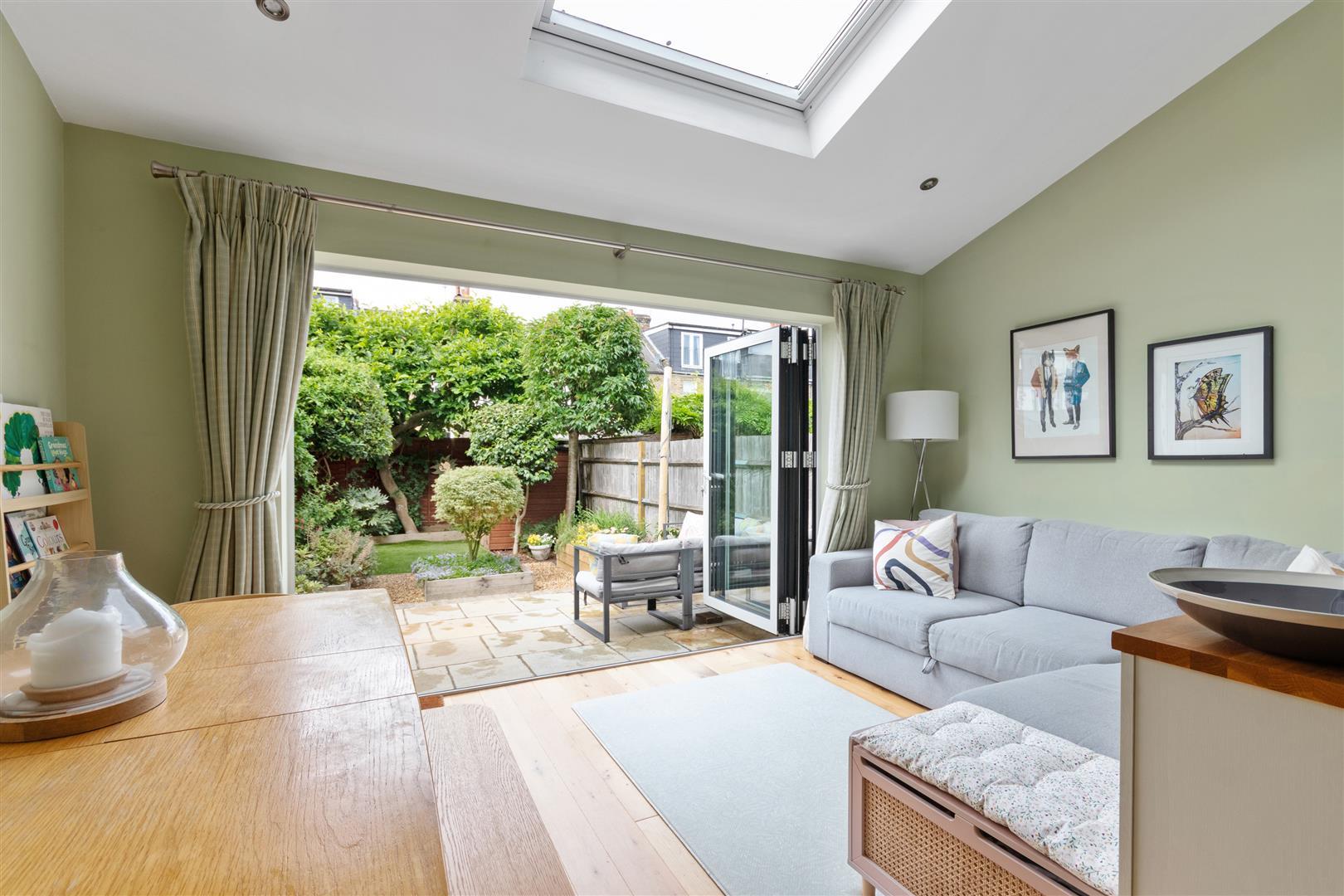 Property Image 35f70b1c-2806-44ea-801f-f6d2f3a94ab7