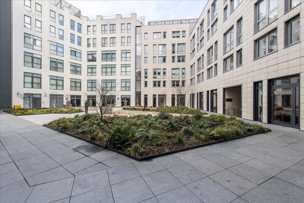 <order>0</order><label>Eagle Point EC1 | Circa London</label>