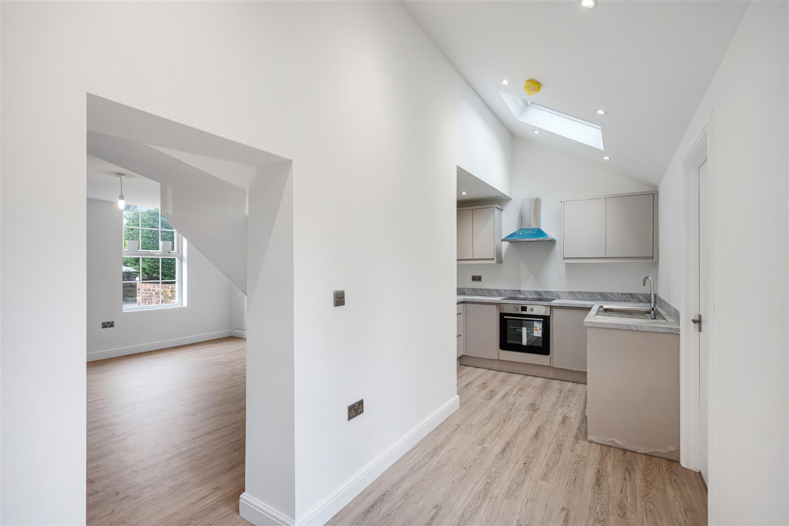 Property Image 36214054-6958-468d-b05c-3b9258126fe5