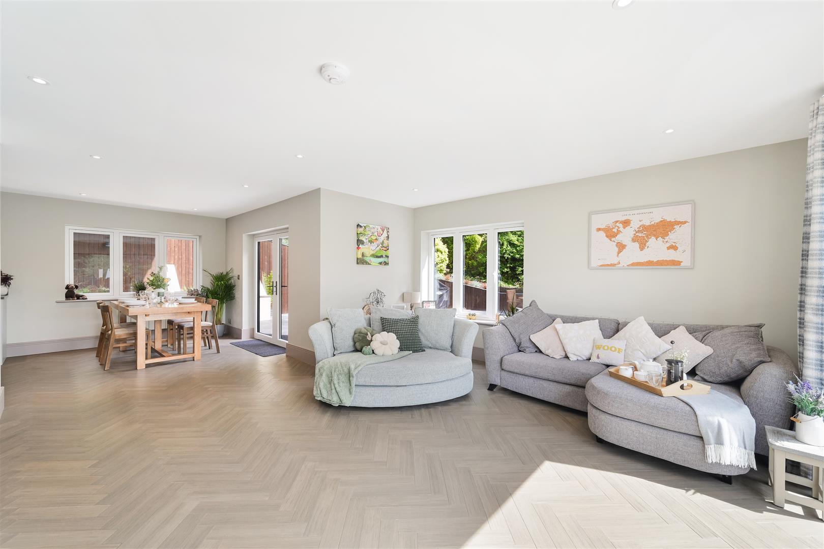 Property Image 3623ea14-7c39-4a7b-bf24-811e51992e15