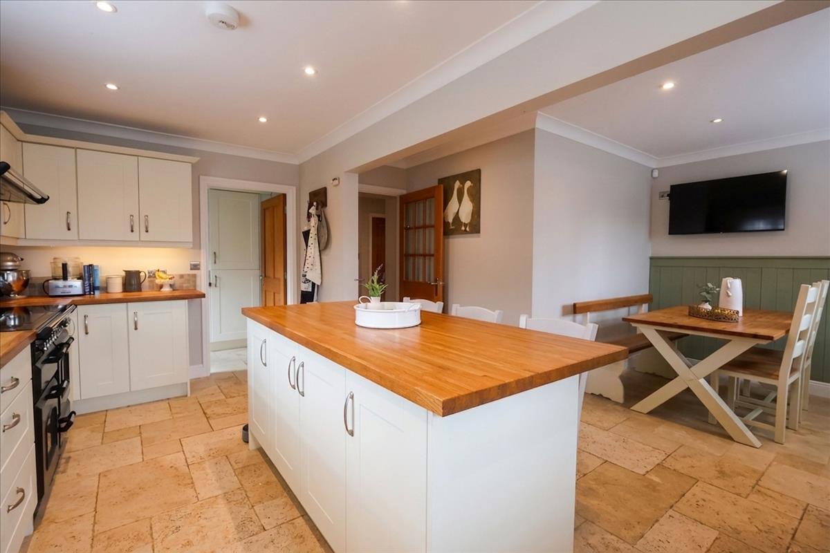 Property Image 3631cbb7-3f82-4e28-80e0-9645f6e1f45d