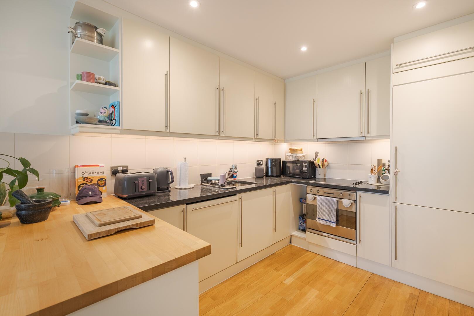 Property Image 363ba542-8d04-47a4-ba0b-5efbb032c190