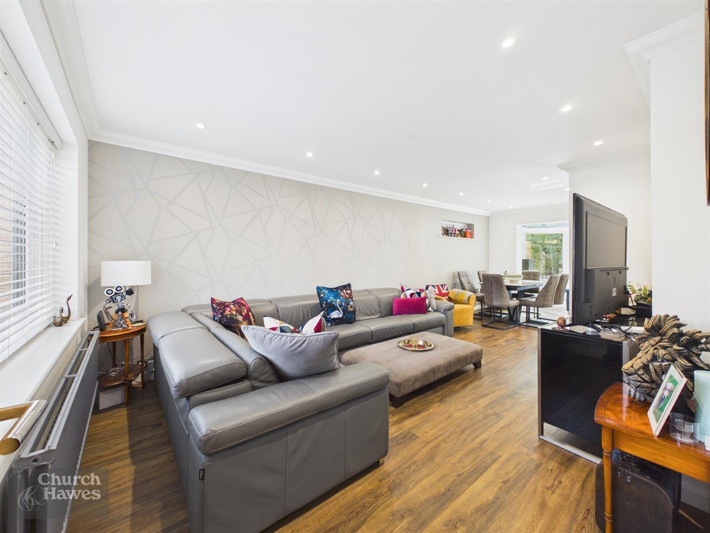 Property Image 363ef775-4e08-4a40-bfe6-d4a90548c826