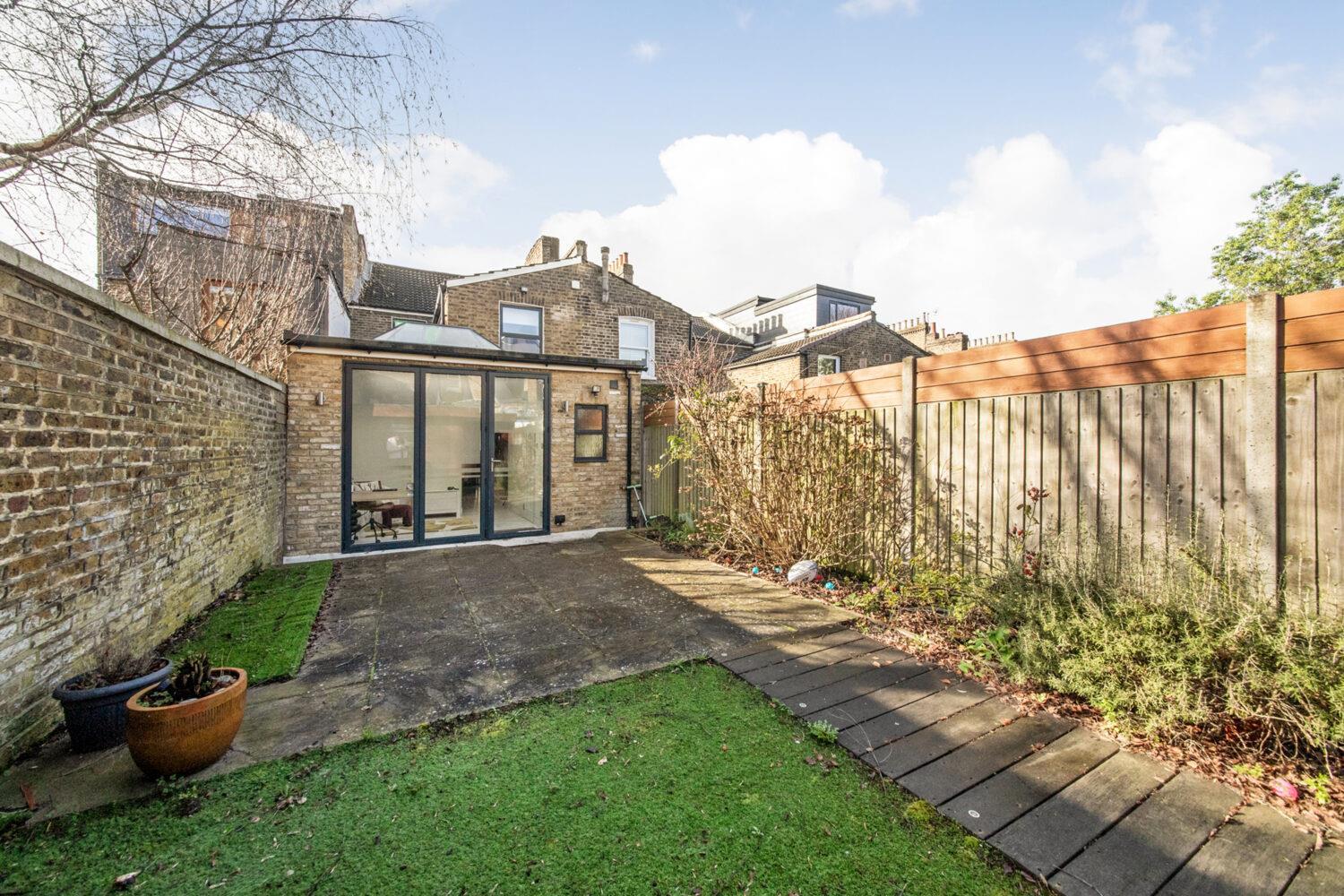 Property Image 36439dee-a128-4661-9222-1f140f439353