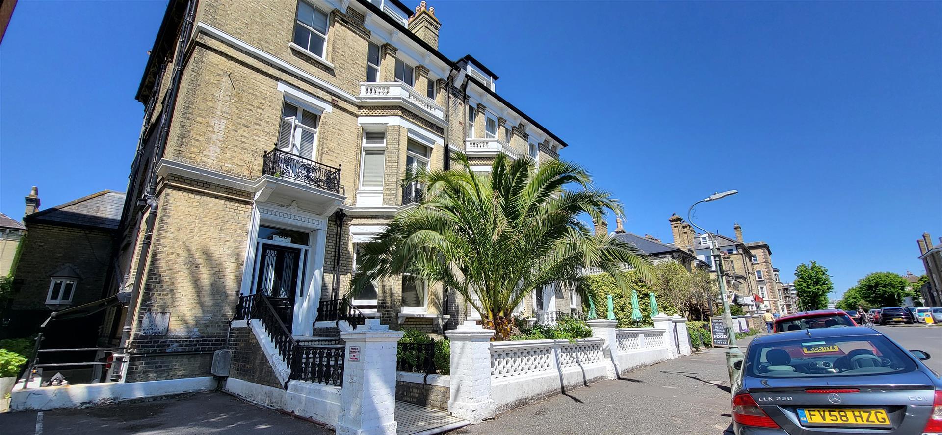 Property Image 3652048c-242c-4a38-be1e-559c50478ef7
