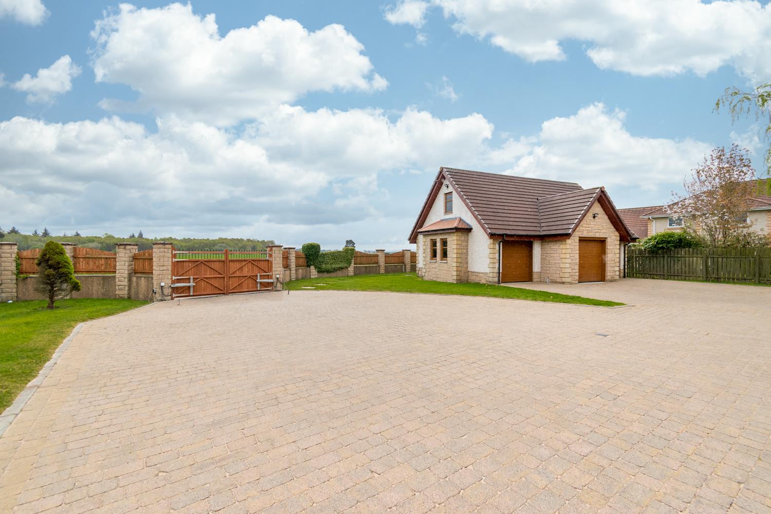 Property Image 3660a8aa-1d05-4e0f-ad21-75934f036f67