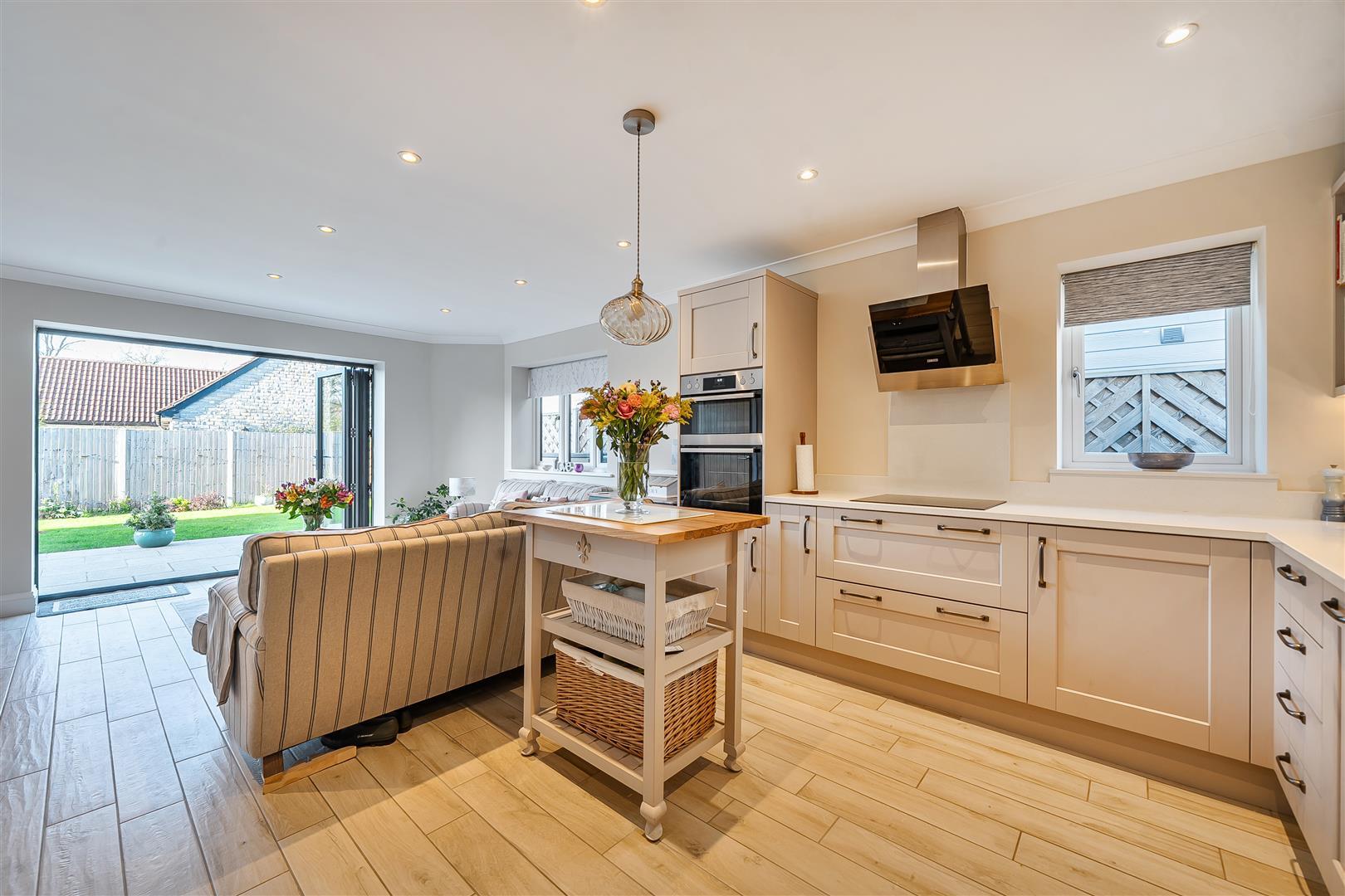 Property Image 3668aae7-8758-424b-856b-f95589b283dd