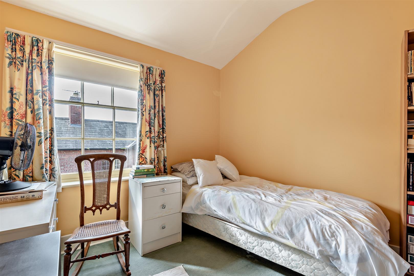 Property Image 366f3a55-5506-4e6b-90f2-06c7ca66be00