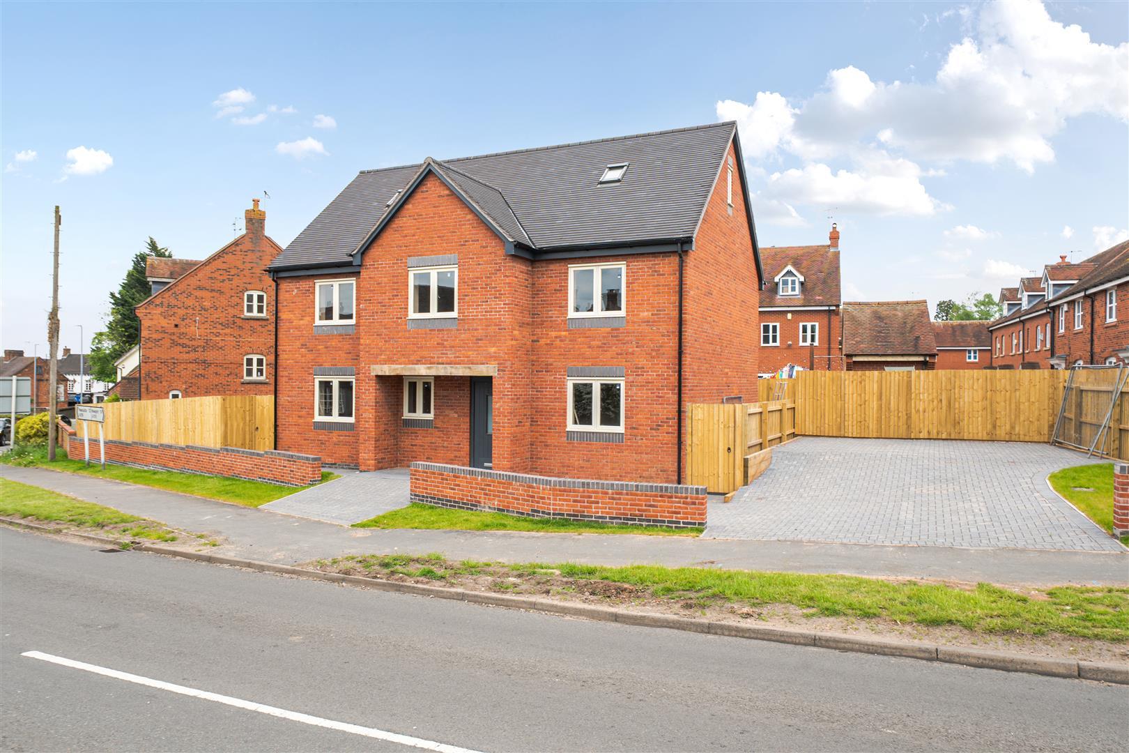 Property Image 36850813-a99e-458c-a715-84d9060ce356