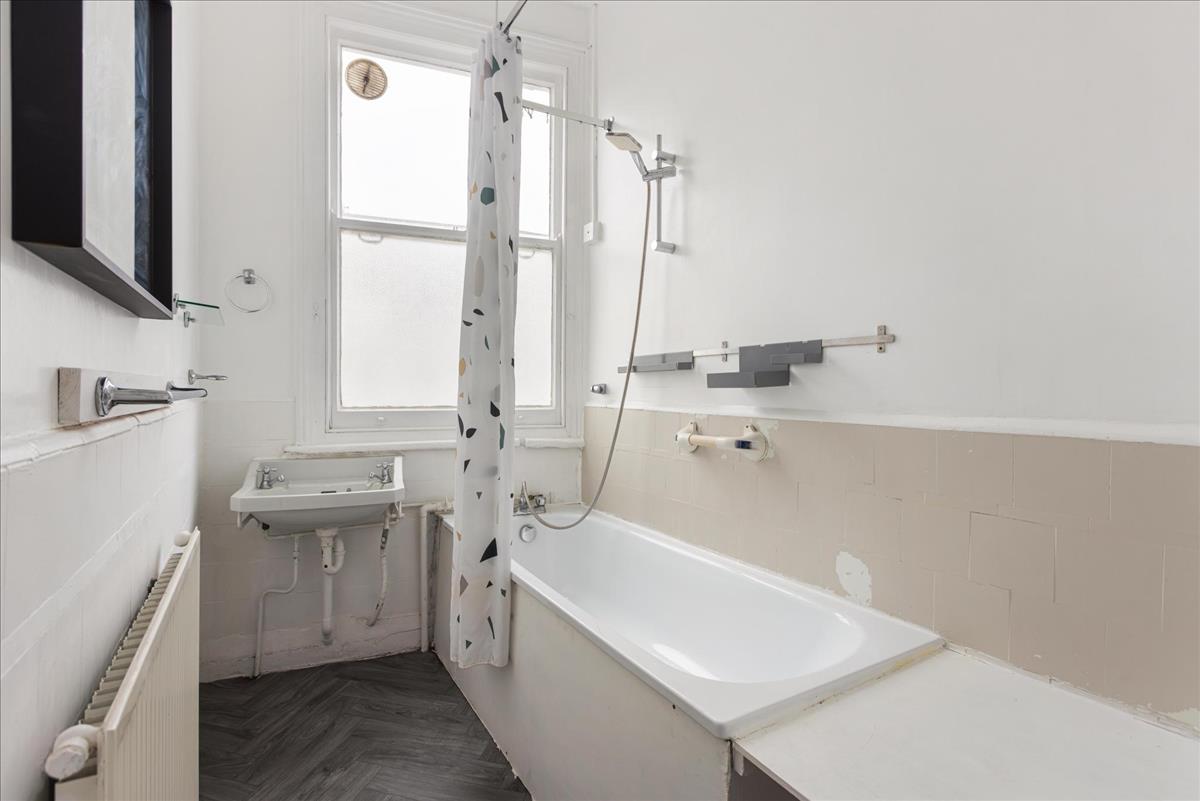 Property Image 368f51de-b0ea-4af5-9338-b97bc2f1f61f