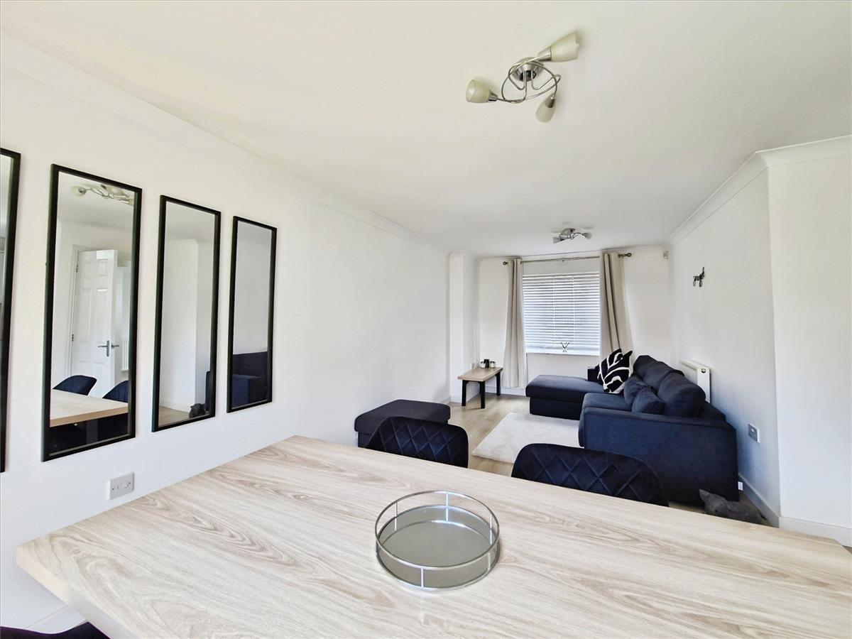 Property Image 36902933-2205-44dc-8a66-fc5a652264aa