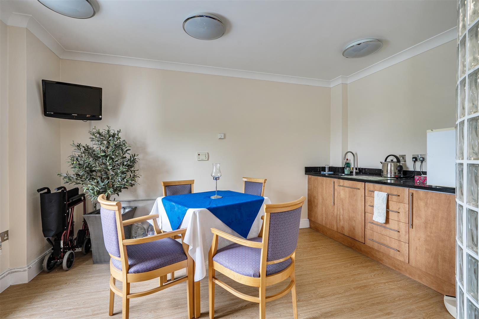Property Image 36945702-390a-4439-9e29-e51012fc3546