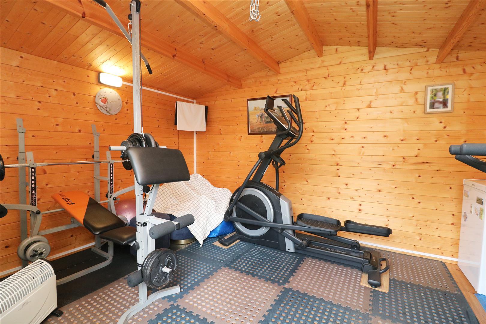 Property Image 36984ef3-fc1e-4eee-8bb3-b945f7ab15eb