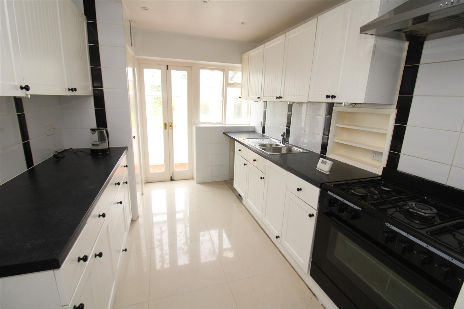 Property Image 36995f49-a9ff-4de7-ad43-19573a1d4f39