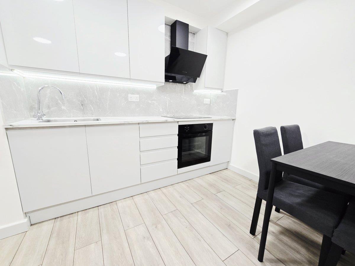 Property Image 369bc8aa-dbcd-4263-8f5a-095692c34ef1