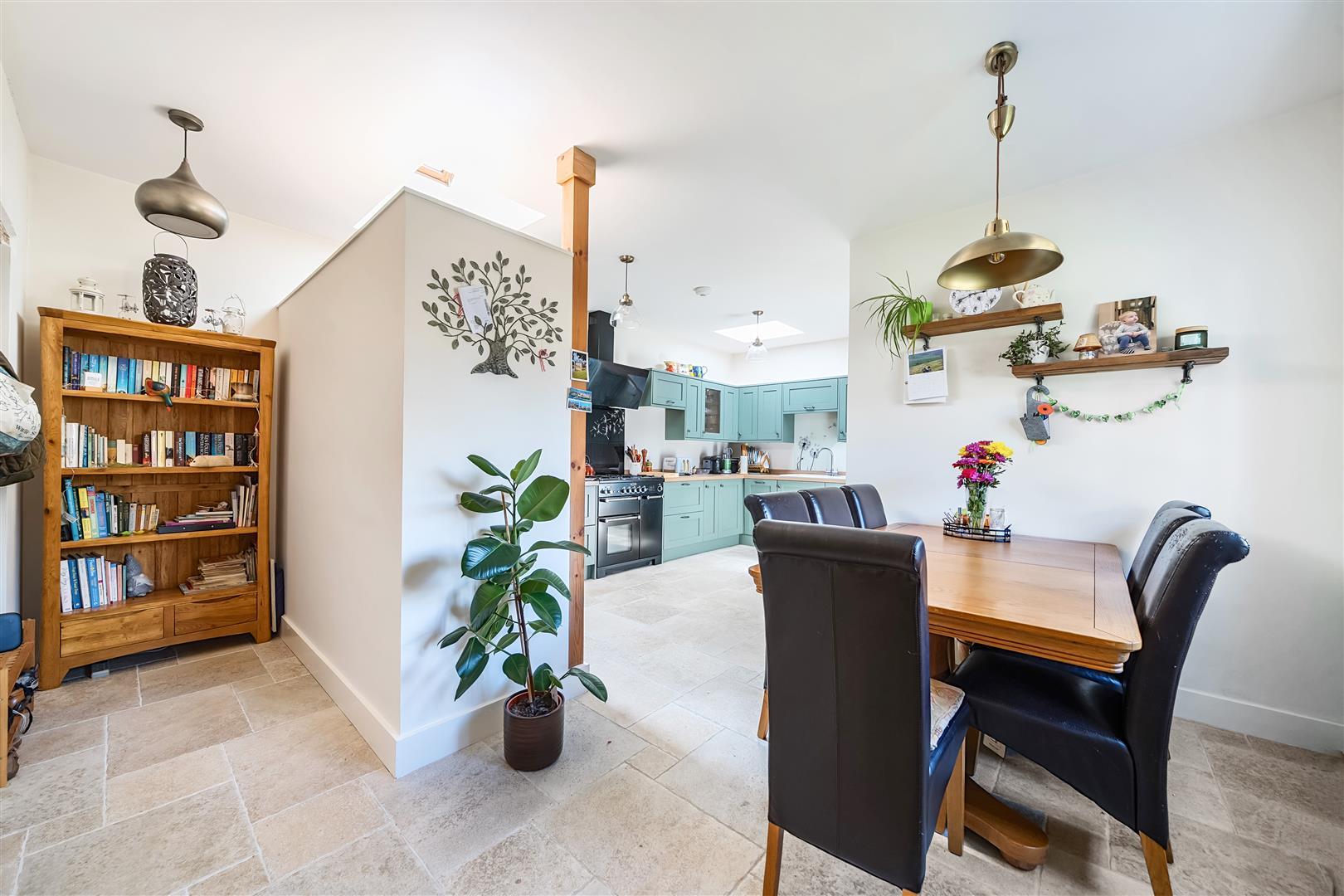 Property Image 36abbb59-485a-4c37-ac70-8edf69fb90fa