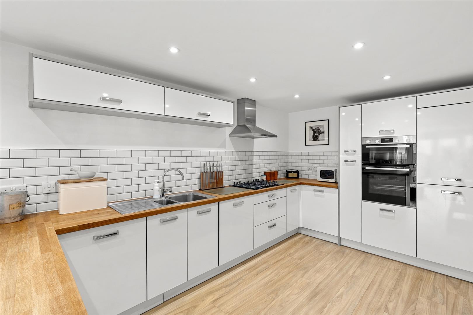 Property Image 36b3355d-802d-49c0-9ece-952e828aad9f
