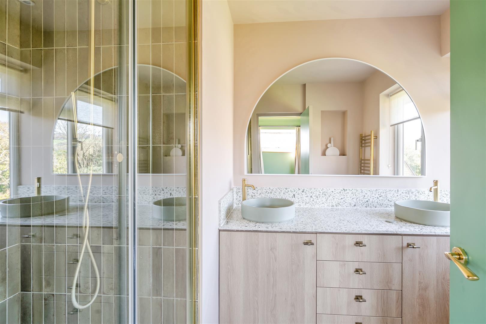 Property Image 36b9a619-b2ef-4747-a7ec-02bc4f15c919