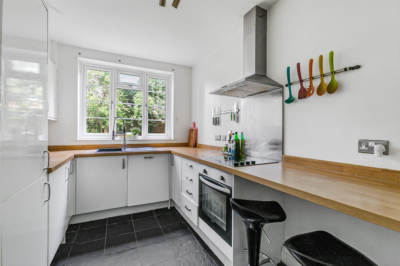 Property Image 36c9149d-4fa7-42cd-a7a2-ab58984bc87a