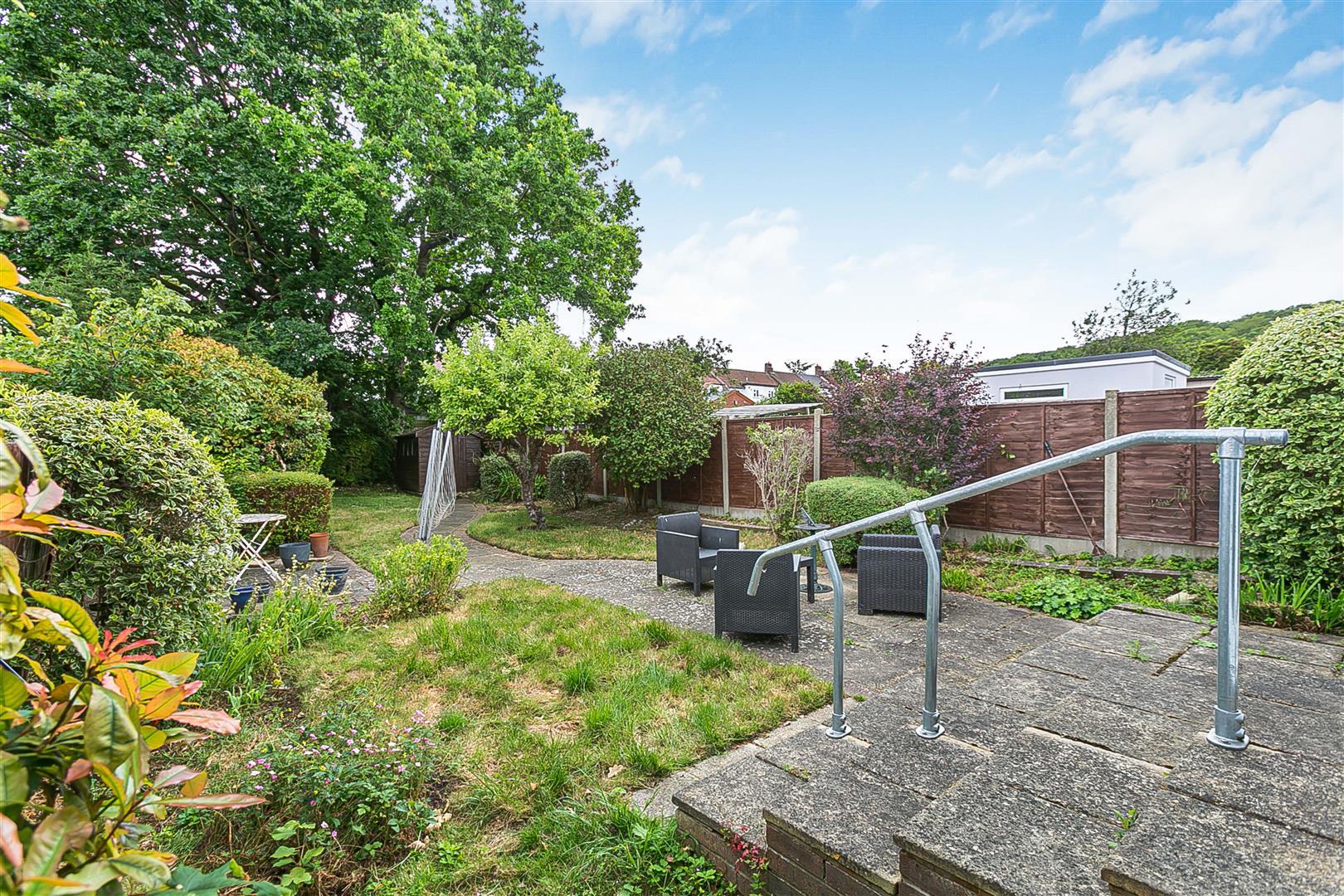 Property Image 36d970cd-da2b-450f-89d3-077dd0b0603c